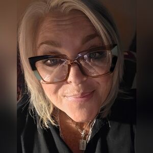 Plus Size Clothing And Other Unique Finds.